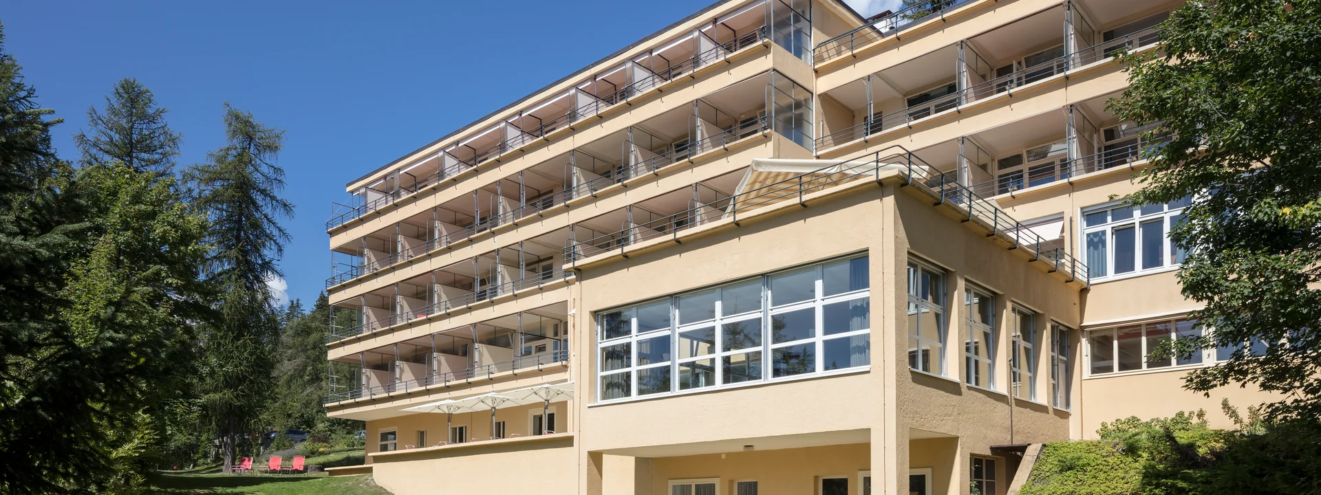 Auberge de Jeunesse Crans-Montana « Bella Lui »