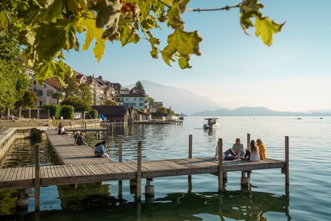 Ein Steg im Zugersee