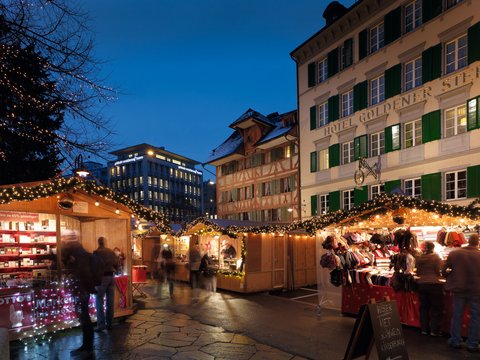 Weihnachtsmarkt in Luzern ©Switzerland Tourism, Christof Schuerpf Weihnachtsmarkt in Luzern