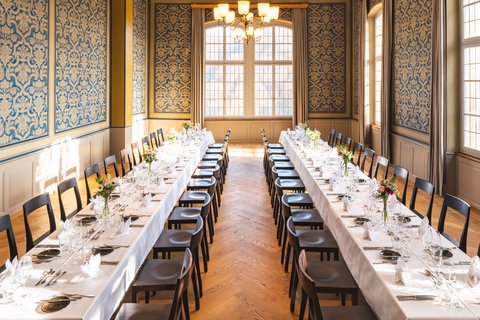 Festlicher Saal in der Jugendherberge Schloss Burgdorf Festlicher Saal in der Jugendherberge Schloss Burgdorf